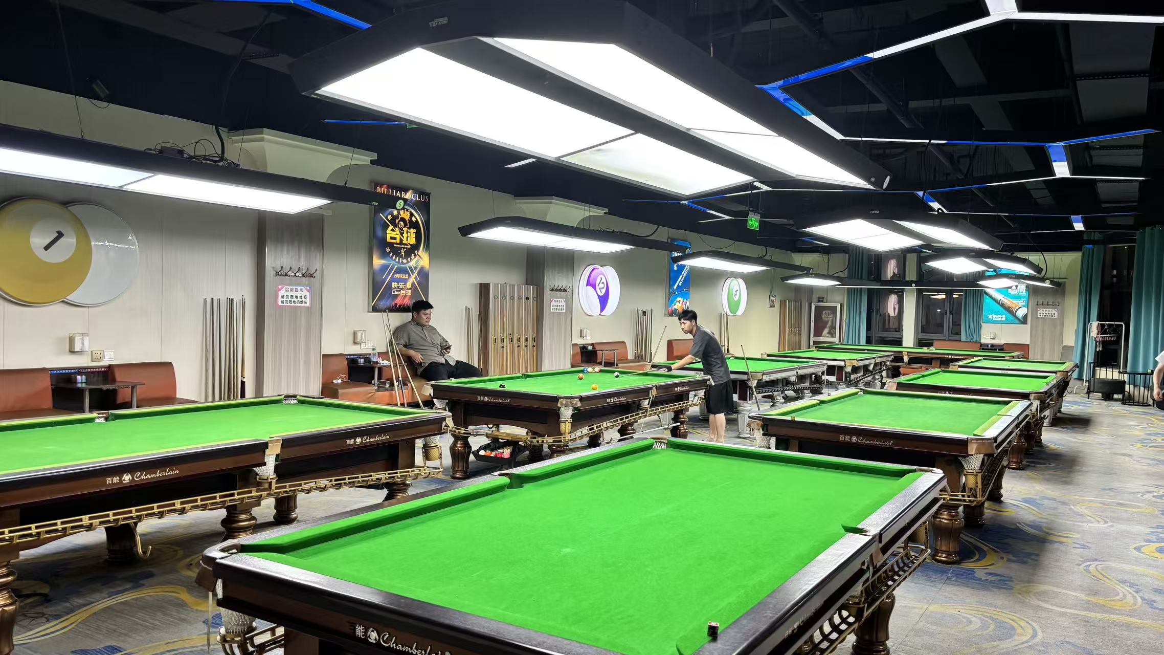余杭精装修盈利桌球台球棋牌店转让（个人）