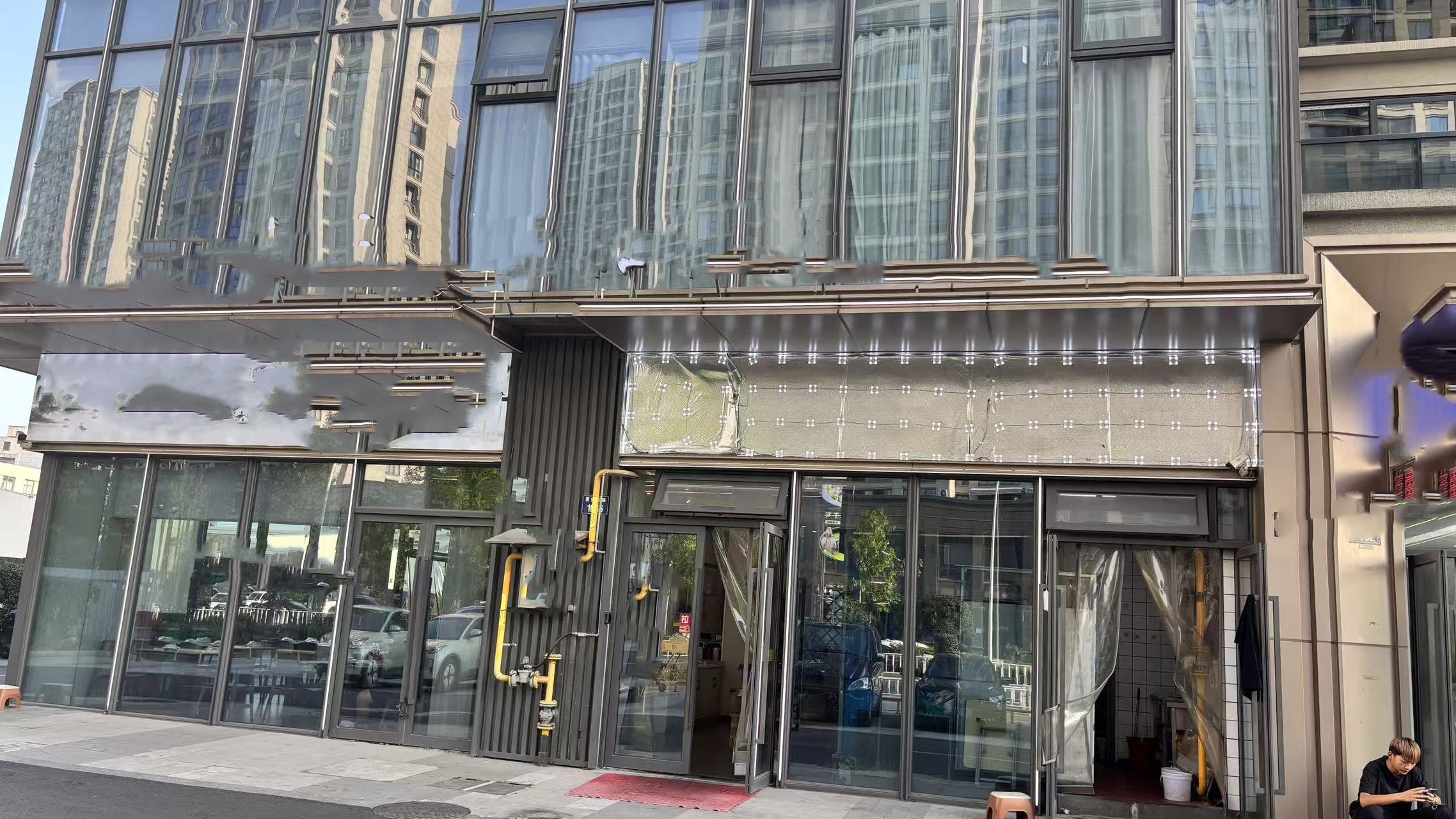 萧山沿街精装修餐饮店转让（个人）